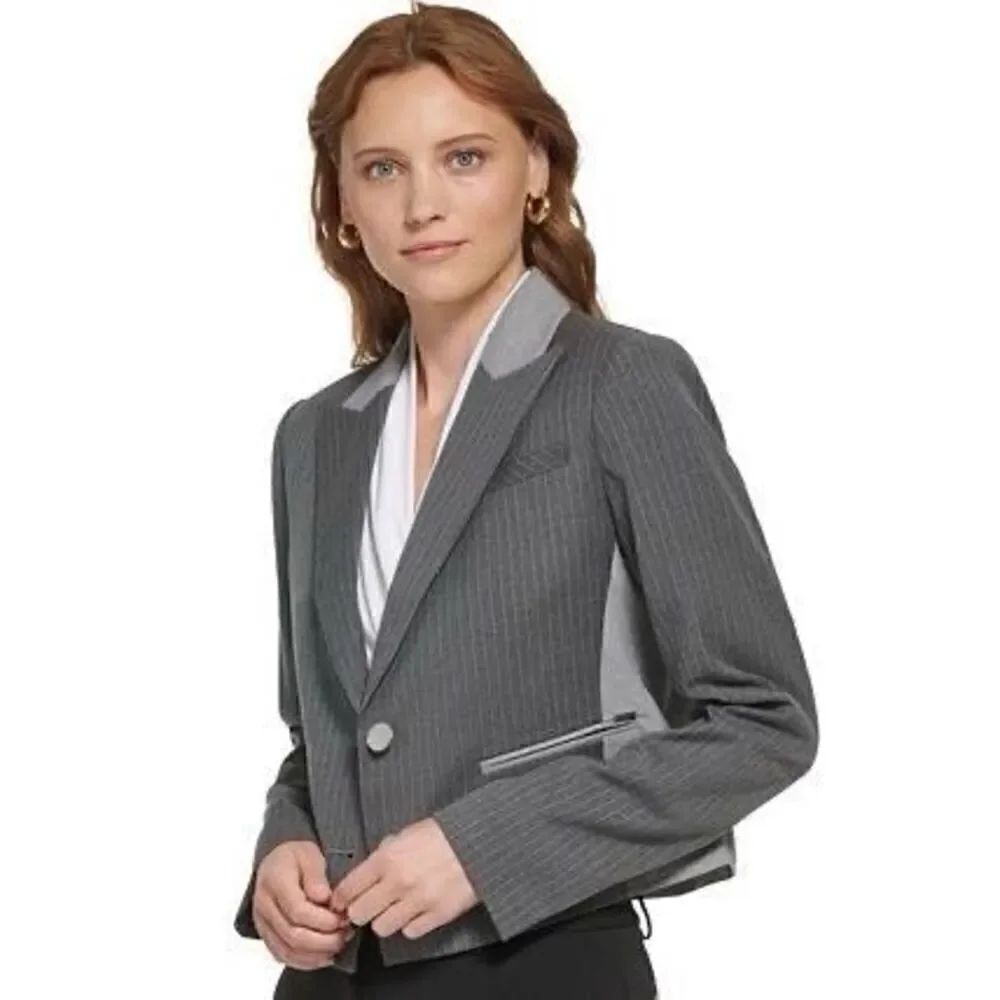 DKNY NWT Women's Pinstriped Combo Peak-Lapel Cropped Jacket Blazer 8